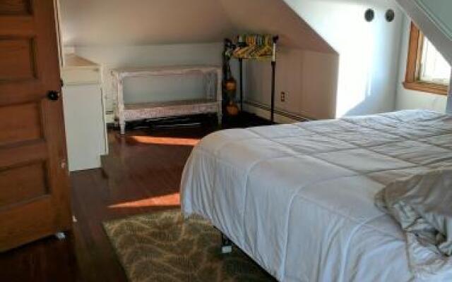 Modern Suites @ Nantasket Beach