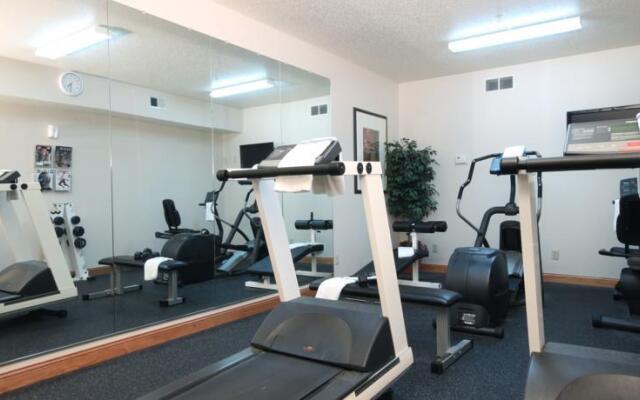 Country Inn & Suites