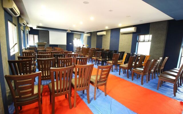 OYO 1968 Hotel Krishna Park Resort