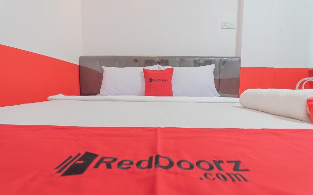 RedDoorz near RSUD Embung Fatimah Batam