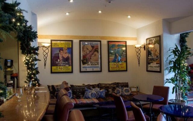 Cypress Inn