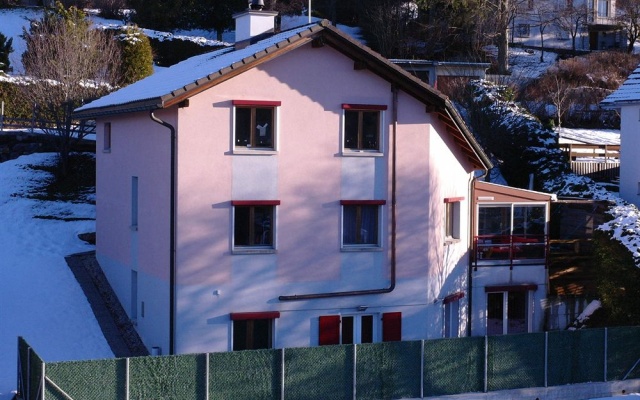 Une Nuit Ailleurs — 4-star hotel in Le Locle