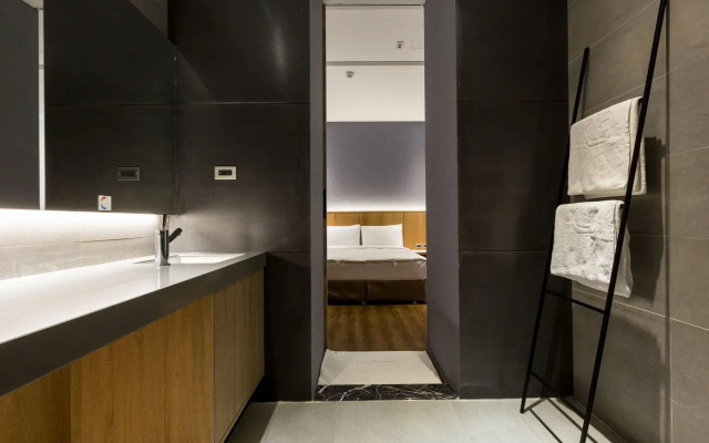Green Hotel