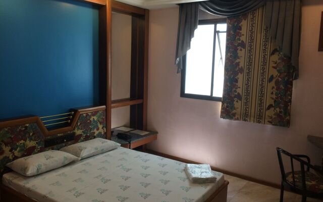 Saville Hotel