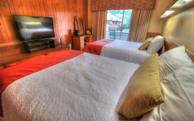 The Historic Gatlinburg Inn