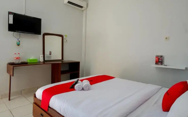 Amel's Village Homestay by RedDoorz
