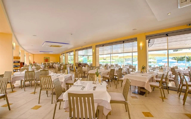 Porto Galini Seaside Resort & Spa