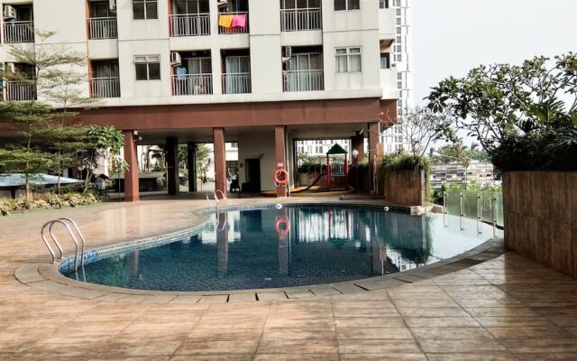 Minimalist Studio Room At Serpong Greenview