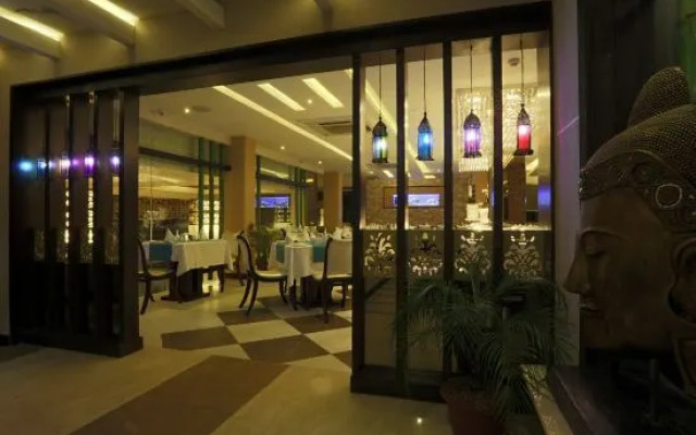 Mayflower Hotel