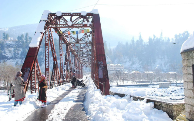 Snow Touch Resort (Shri Nath Group)