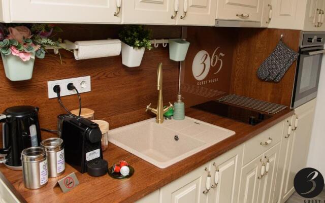 365 Guest House