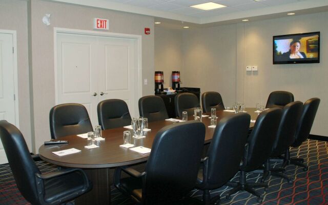 Hampton Inn & Suites by Hilton Lethbridge