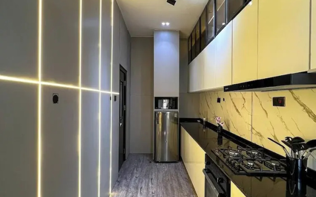 Kells Savannah Apartment