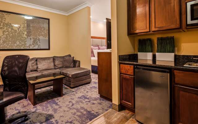 Best Western Plus Avita Suites