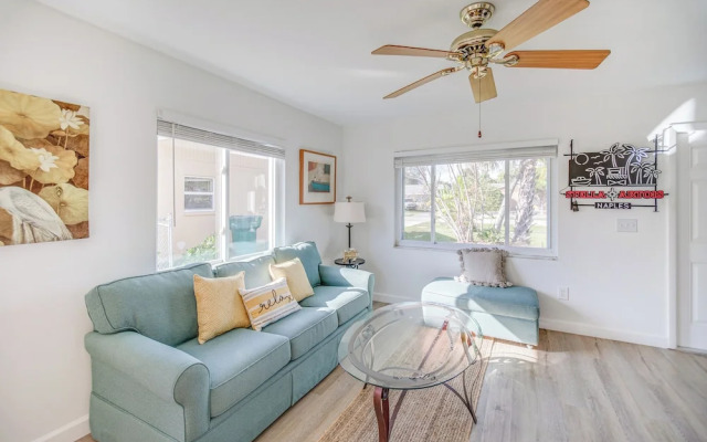 Cozy & Bright Naples Abode w/ Community Amenities!