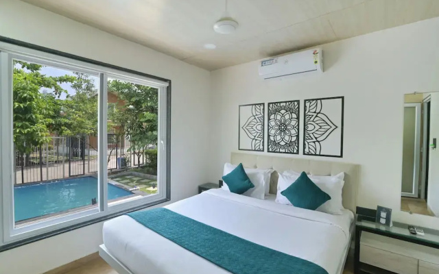 Elegant Waterfront Resort