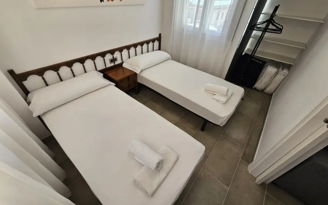 Comfortable Benidorm Apartment for 4