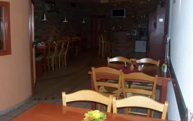 Penzion Restaurace Chanos