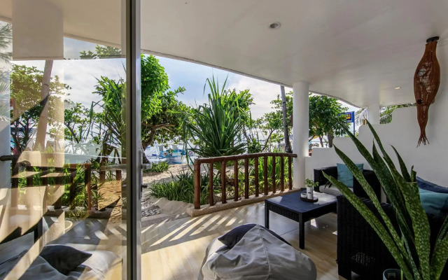 Ocean Vida Beach and Dive Resort