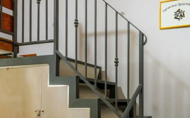 Sr-i754-trap55at - Yellow Syracuse