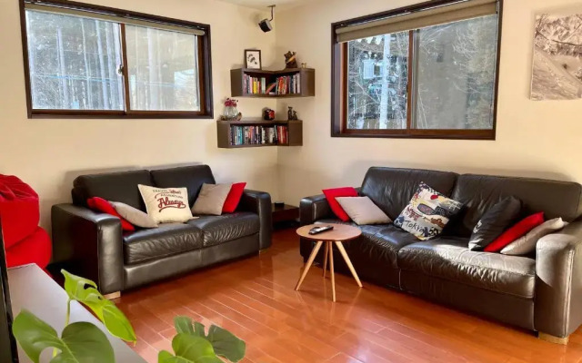 Bears Den Mountain Lodge