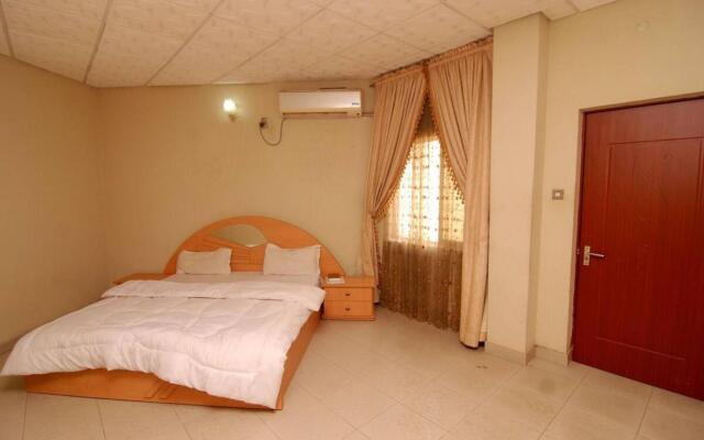 Kebbi Hotel