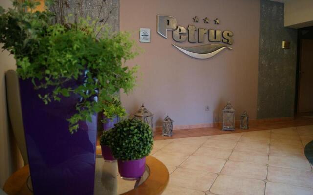 Petrus Hotel