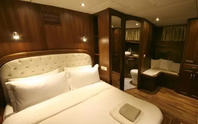 Boat Onelli