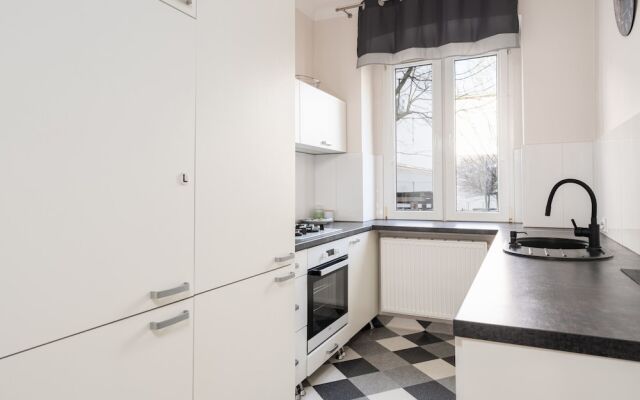 Studio Kasprowicz Park Poznan by Renters