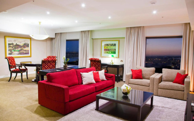 Stamford Plaza Sydney Airport Hotel & Conference Centre