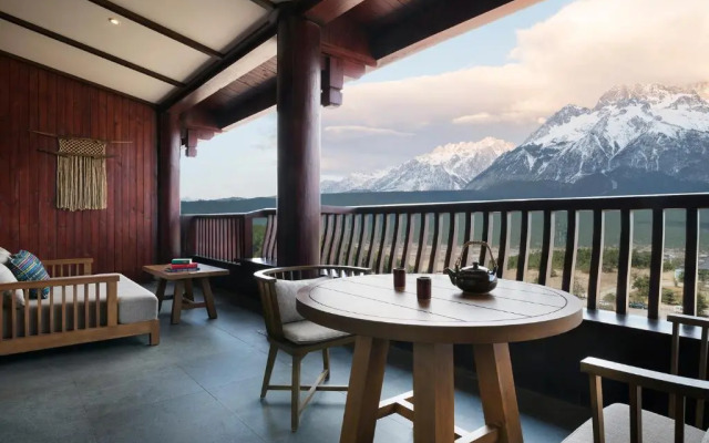 Jinmao Pureal Mountain Lijiang