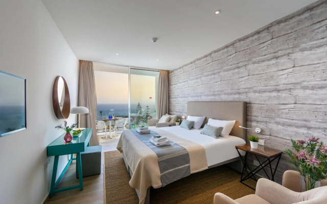 Leonardo Plaza Cypria Maris Beach Hotel & Spa