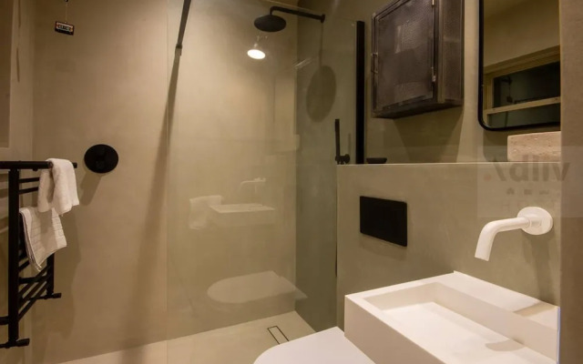 Historic Seaview Gem in Ramsgate by Adliv