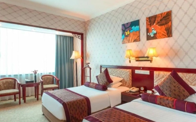 Xiamen Huaqiao Hotel