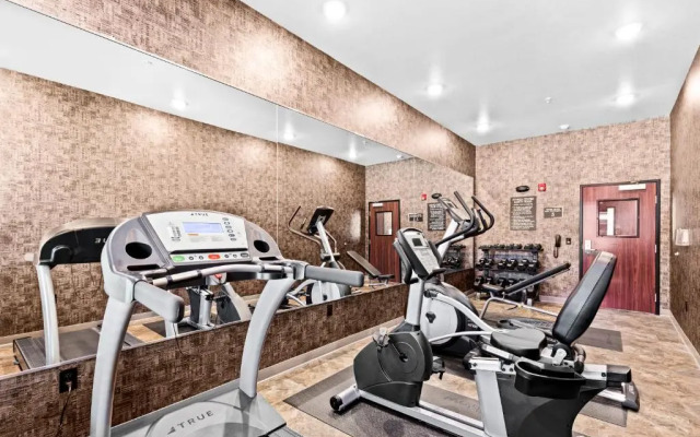 Cobblestone Hotel & Suites - Ottumwa