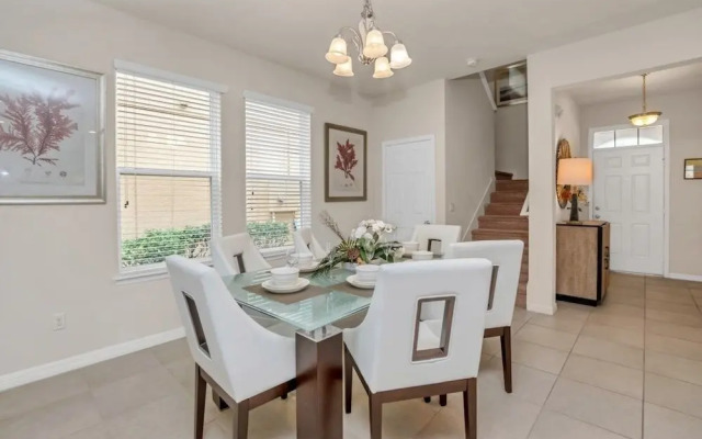 1210yc 6 Bedroom Villa by Redawning