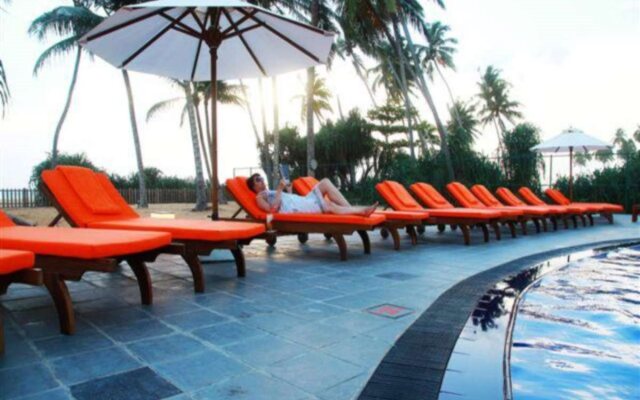 Kamili Beach Hotel