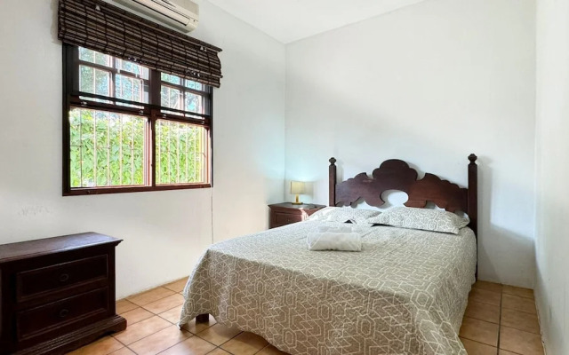 Casa Aconchegante a 100 metros da praia