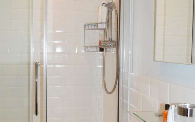 2 Bedroom Apartment in Edinburgh New Town