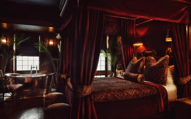 House of Gods Hotel