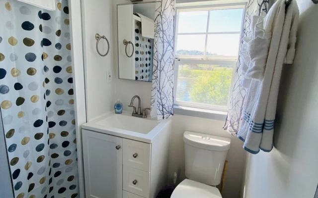 Raines Resort Cabins & RV