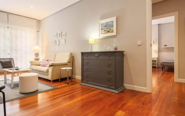 Prestancia apartament by the urban hosts