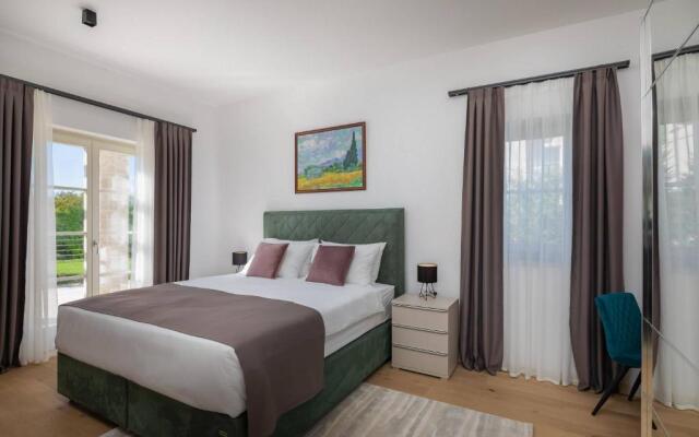 Villa Divine By ILC