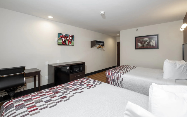 Red Roof Inn Sulphur