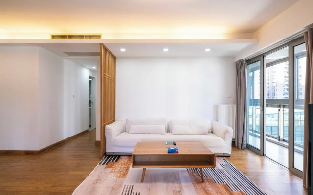 Tyms 3BR 2BA Apt Near Metro