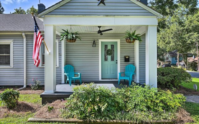 Chic Charlotte Retreat < 3 Miles to Downtown!