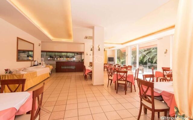 Monte Vardia Hotel