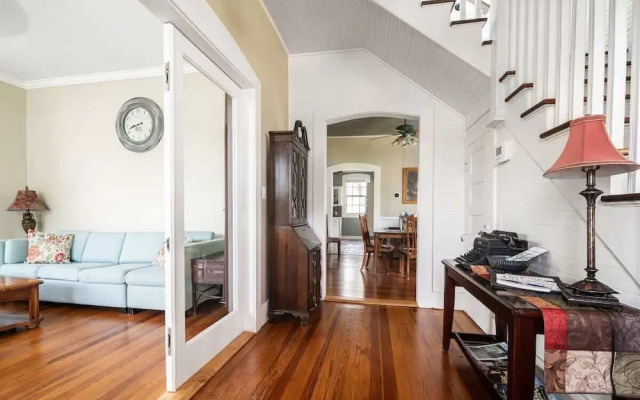 Prime Location-walk to Food, Bars and Wineries!