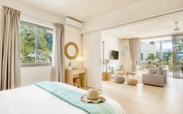 Pineapple Beach Villas