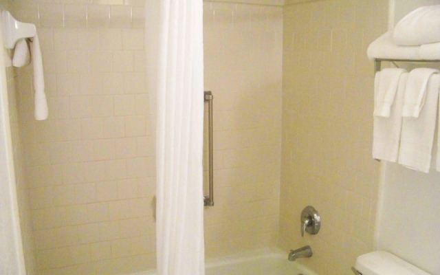 Best Western White Columns Inn